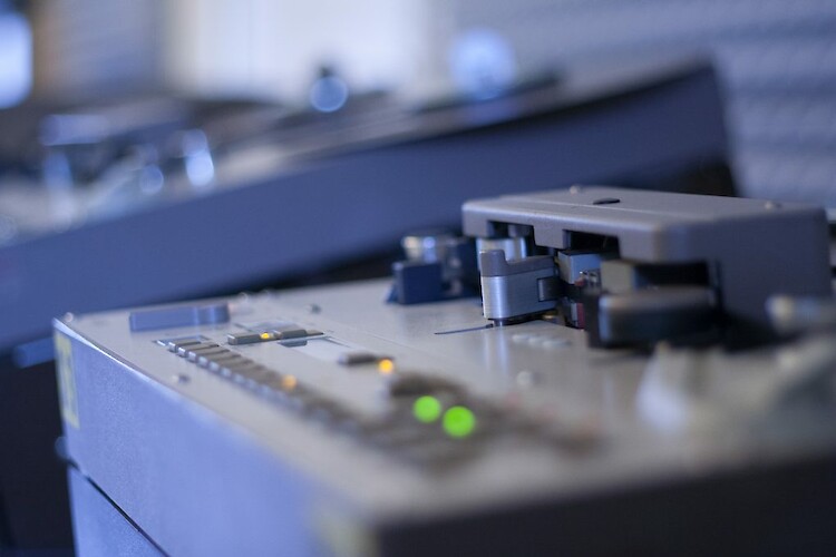 Bildname: folkwang-cfce-institut_fur_computermusik_und_elektronische_medien_icem_-pvmoaw